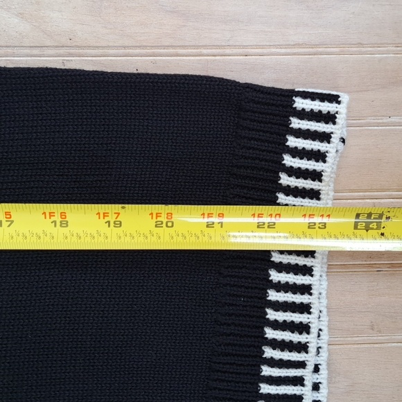 Black Knit Sweater Top w/ Striped Trim Short Sleeve Stylish Lightweight - Picture 5 of 9